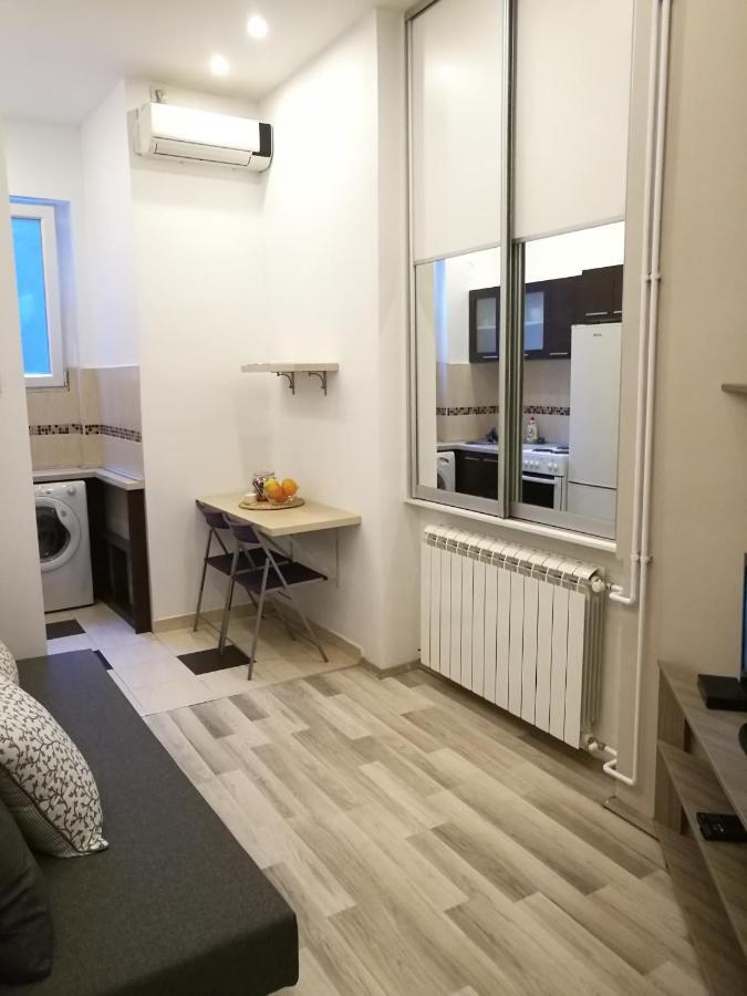 Apartment In The Heart Of Belgrade Exterior photo